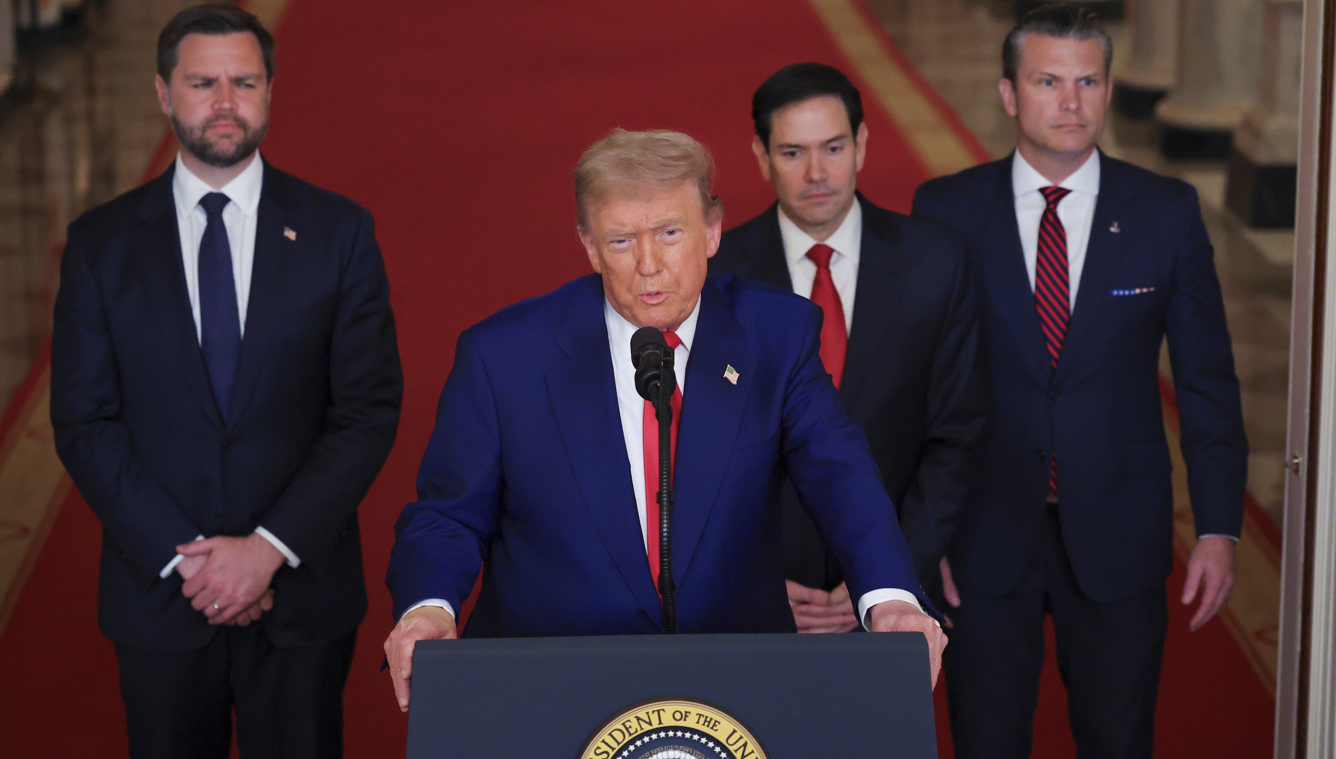 Donald Trump verkümdet im Weißen Haus die erfolgreichen Attacken auf iranische Atomanlagen