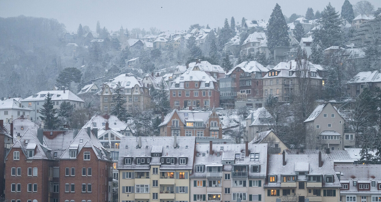 Stuttgart Mitte Februar: Der milde Winter hatte durchaus Schnee im Angebot, das macht sich bald auf der Heizkostenabrechnung bemerkbar 