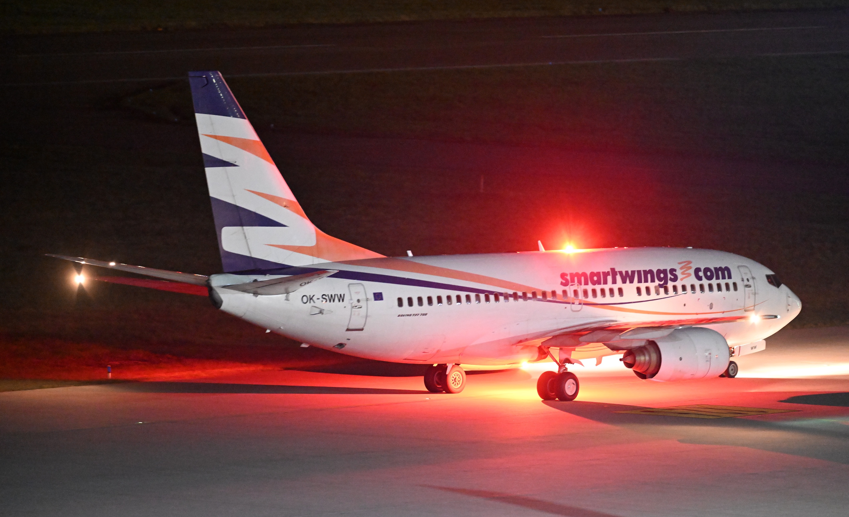 Flugzeug mit 138 Afghanen in Leipzig