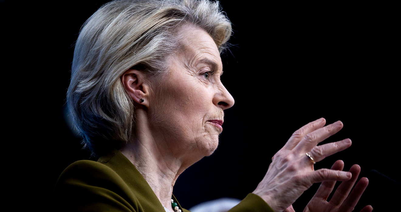 EU-Chefin Ursula von der Leyen kündigte an, europäische Unternehmen zu schützen. Wie genau, sagt die EU bislang nicht, um Trump konkrete Kalkulationen zu erschweren 