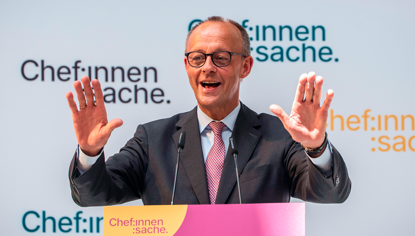 Bundeskanzler Friedrich Merz gestern bei der Initiative „Chef:innensache”. Er ist nun Schirmherr des hochkarätigen Netzwerks, das die Chancengleichheit von Männern und Frauen in Top-Positionen fördert