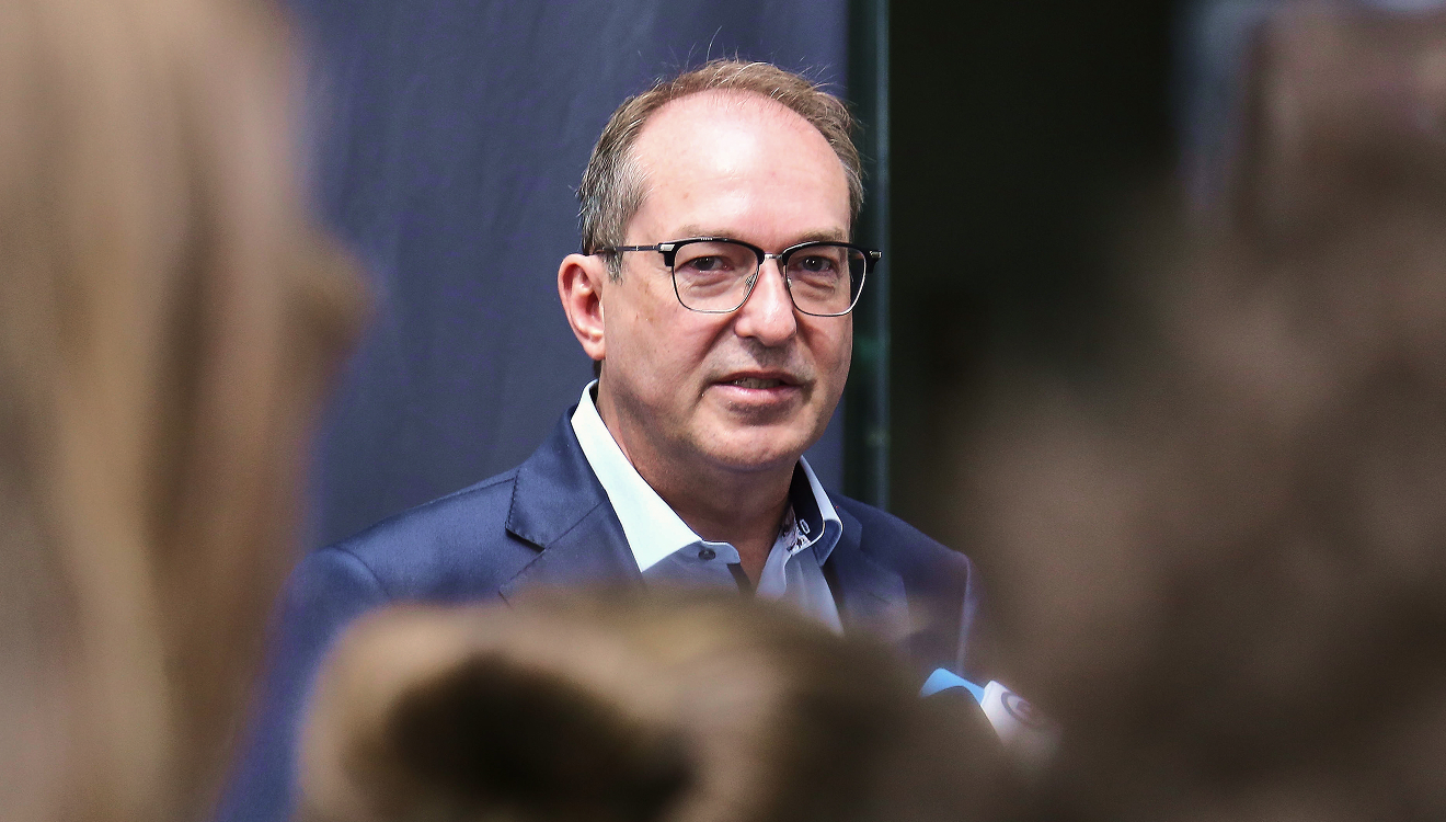 Bundesinnenminister Alexander Dobrindt (CSU) will seinen polnischen Amtskollegen Tomasz Siemoniak diesen Juli noch zweimal treffen