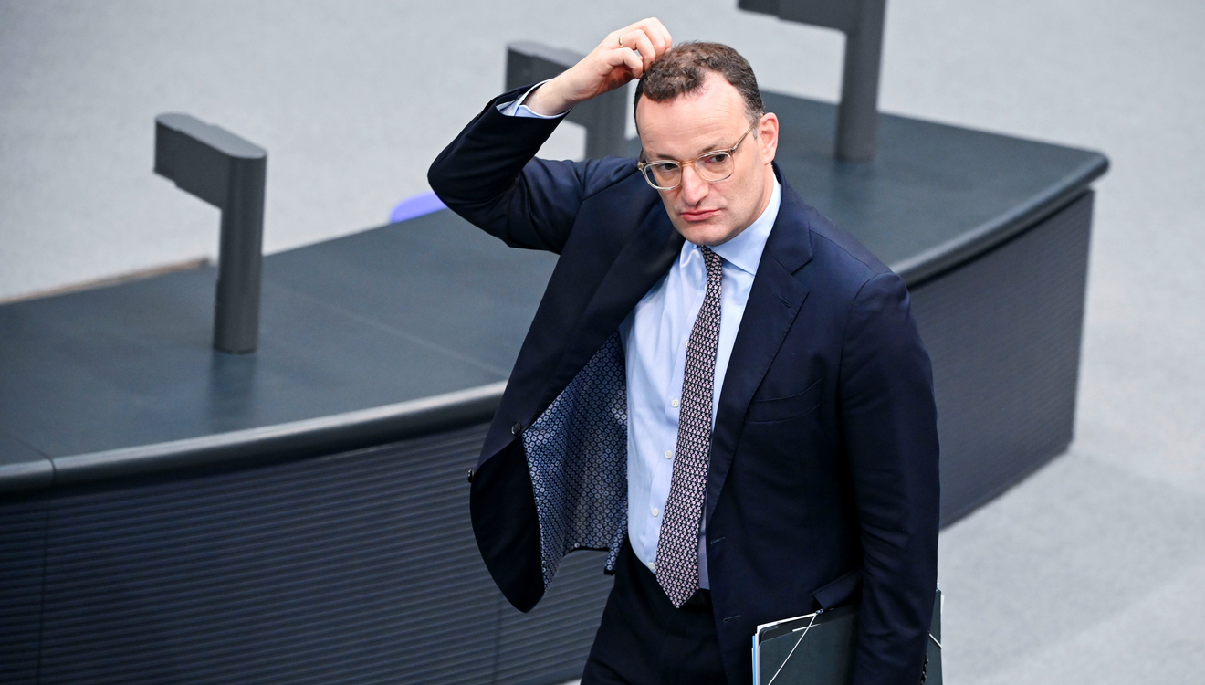 Merz stellte sich hinter ihn, doch wie holt sich CDU-Fraktionschef Spahn seine Autorität zurück? Selbst in Einzelgesprächen konnte er Abgeordnete in der Richterfrage nicht umstimmen
