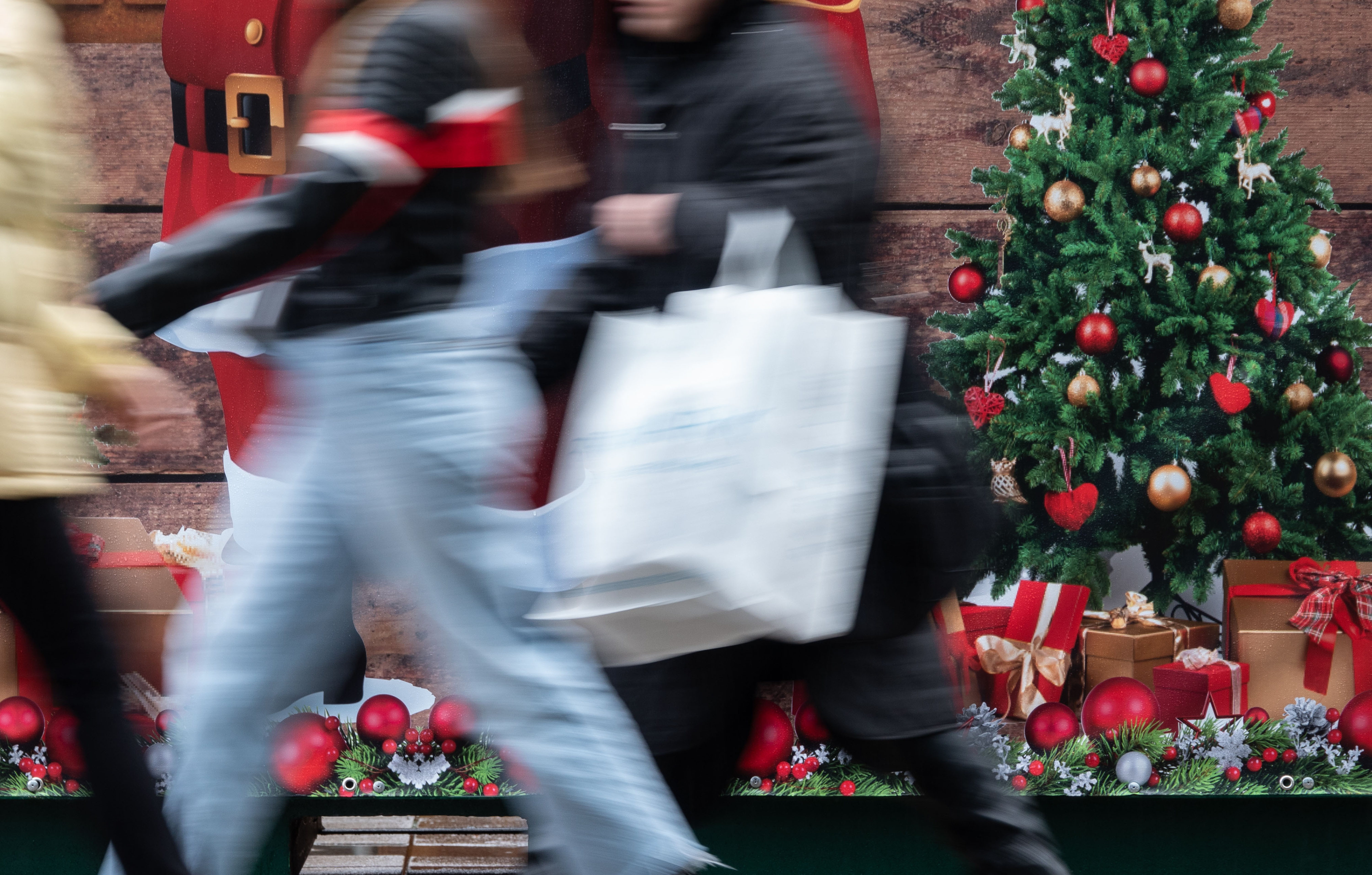 Das Weihnachtsgeschäft bleibt in diesem Jahr hinter den Erwartungen (© dpa)