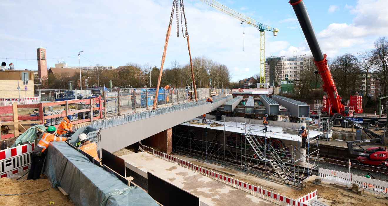 Brückenbau: Union und SPD wollen in den nächsten zehn Jahren 500 Milliarden Euro in die Infrastruktur pumpen