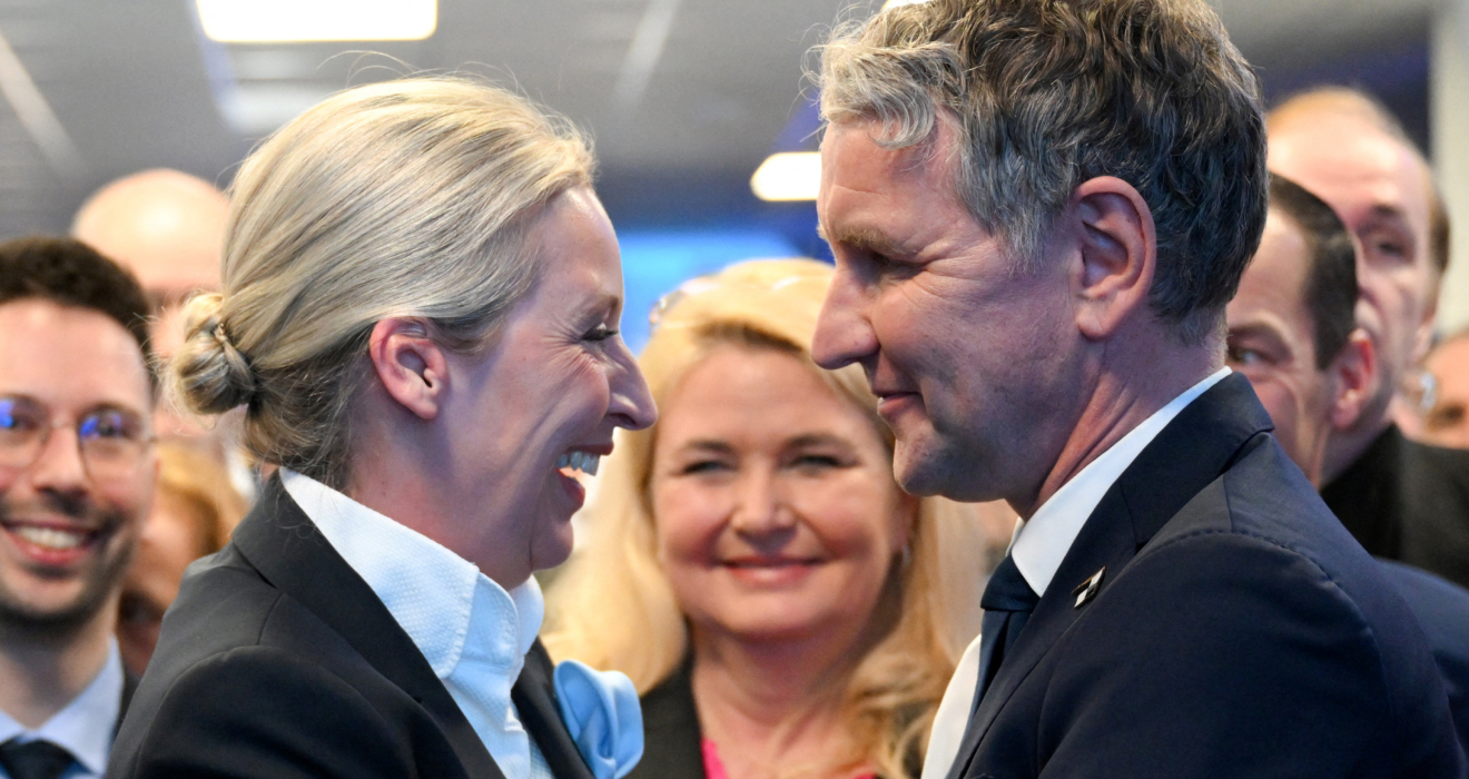 Schulterschluss in der AfD: Alice Weidel und Björn Höcke feiern ihr Wahlergebnis