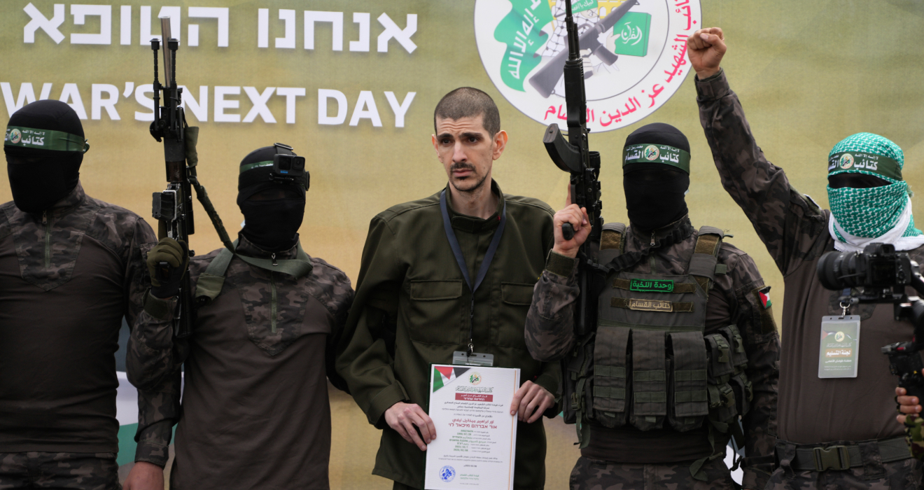 Der am Samstag freigelassene Or Levy, 34, war in Hamas-Geiselhaft „16 Monate lang hungrig, barfuß und in ständiger Angst“